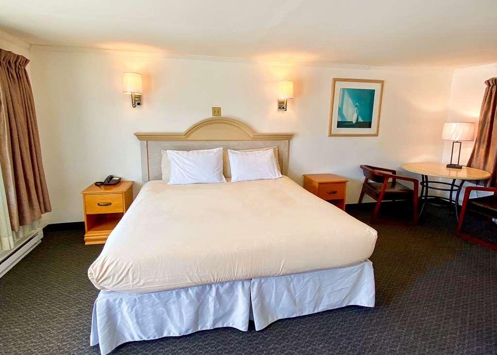 America'S Best Value Inn & Suites/Hyannis Cameră foto